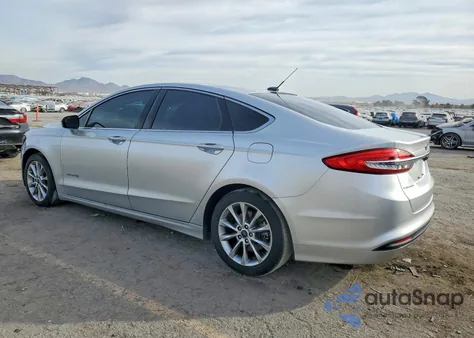 2017 Ford Fusion Se Hybrid z USA, uszkodzony, nr VIN 3FA6P0LU8HR163677